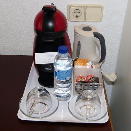 Hostal Navarra ปัมโปลนา ภายนอก รูปภาพ